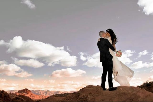 Valley of Fire Wedding by Private Limousine - Photo 1 of 12